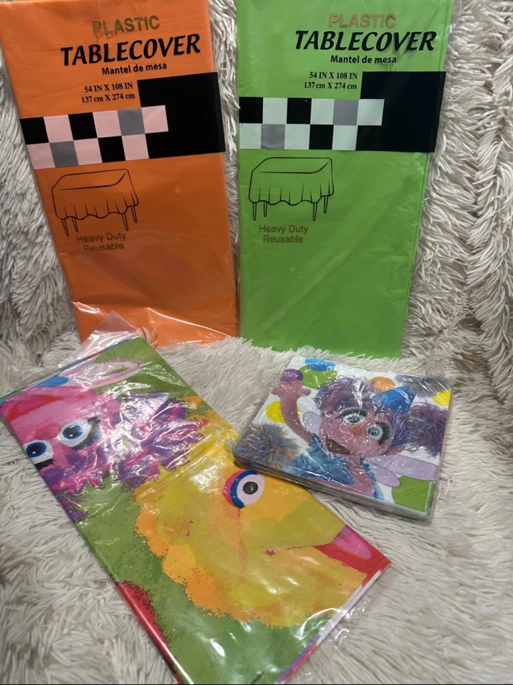 Sesame Street,Plastic Tablecovers & Colorful Kids Napkins - Orange & Green